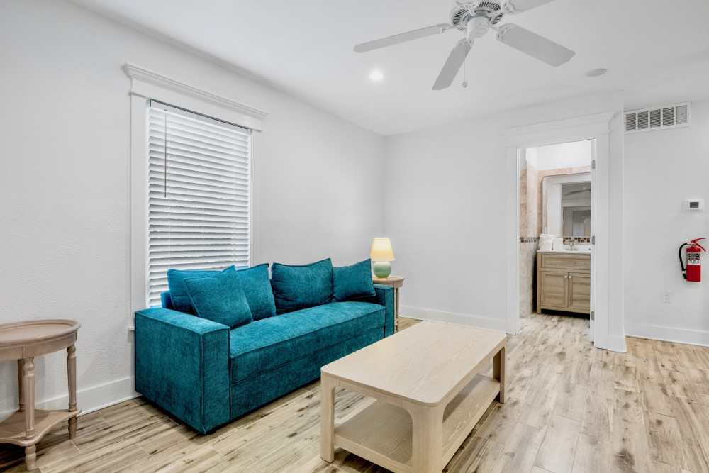 Anna Maria 255