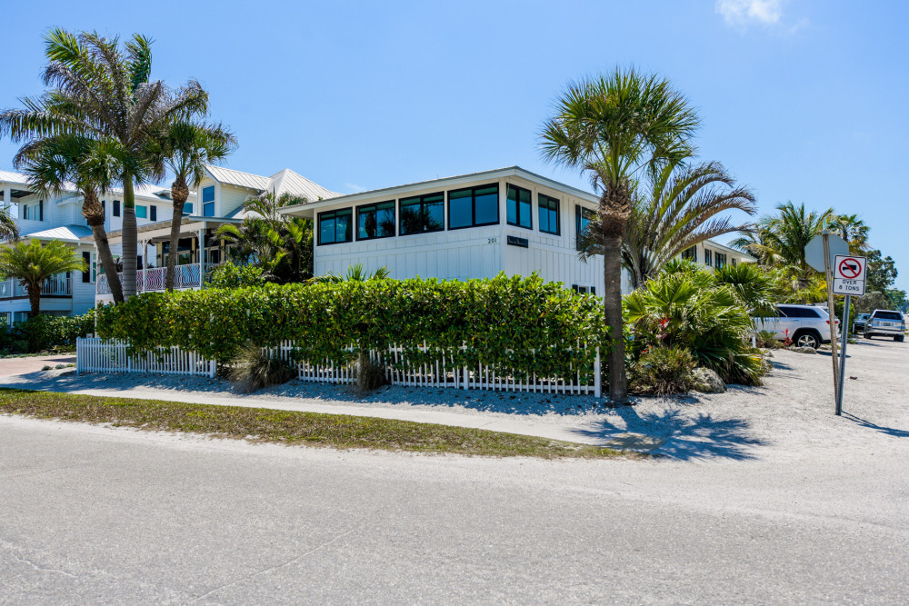 Anna Maria 255