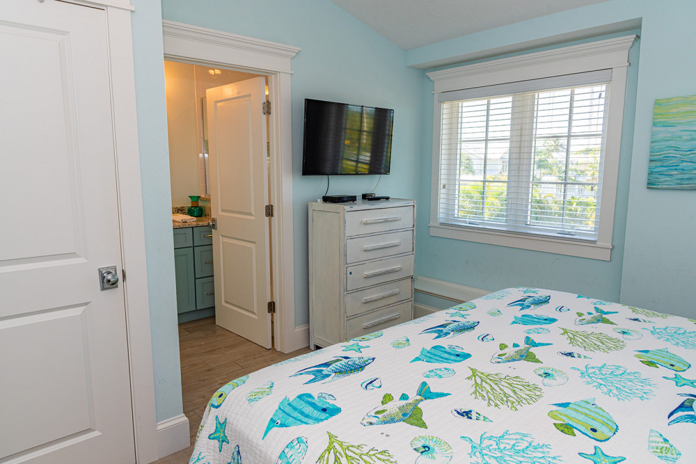 Holmes Beach 118
