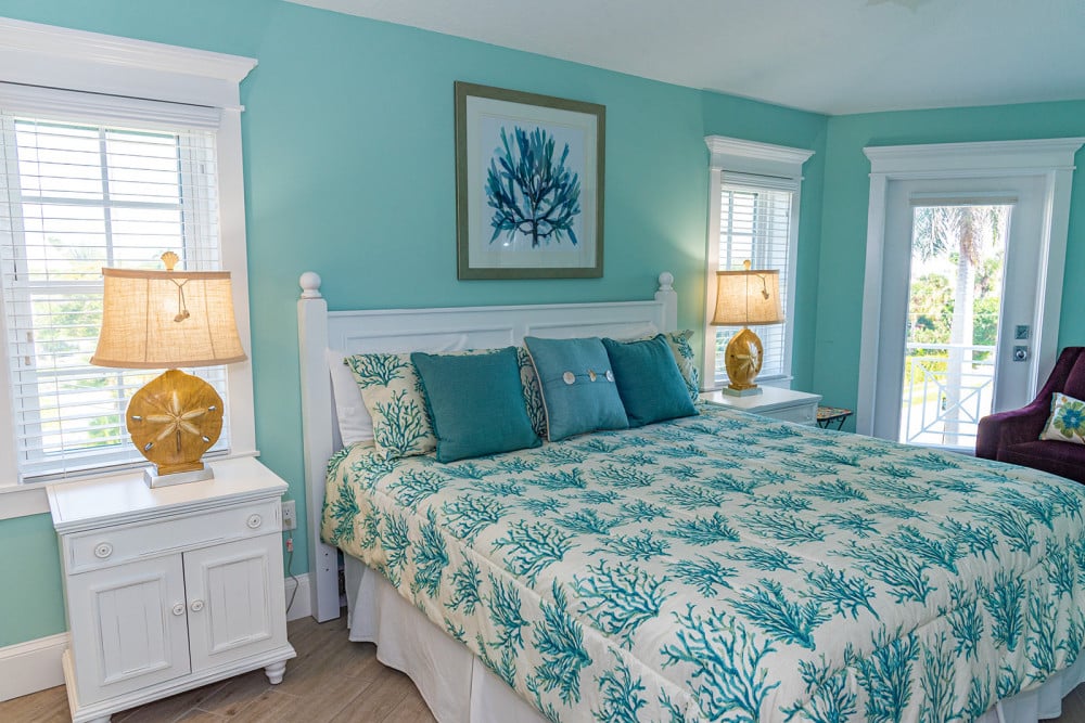 Holmes Beach 118