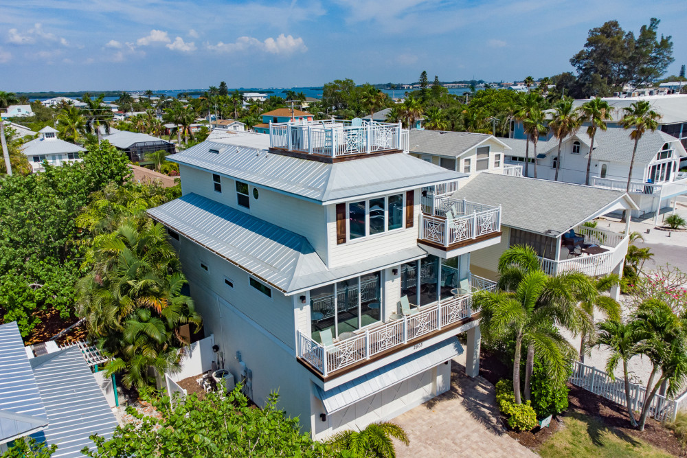 Holmes Beach 174
