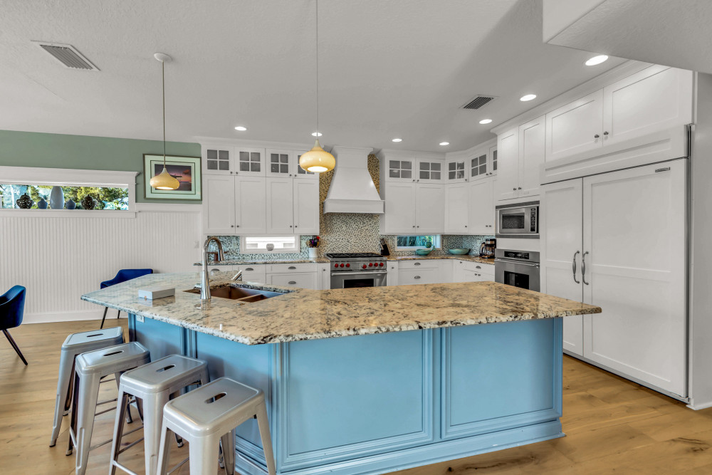 Holmes Beach 174