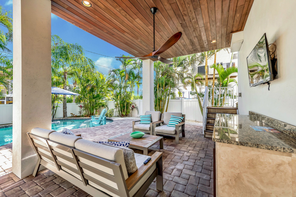 Holmes Beach 174