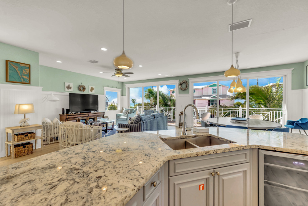 Holmes Beach 174
