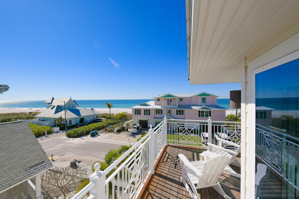 Holmes Beach 174