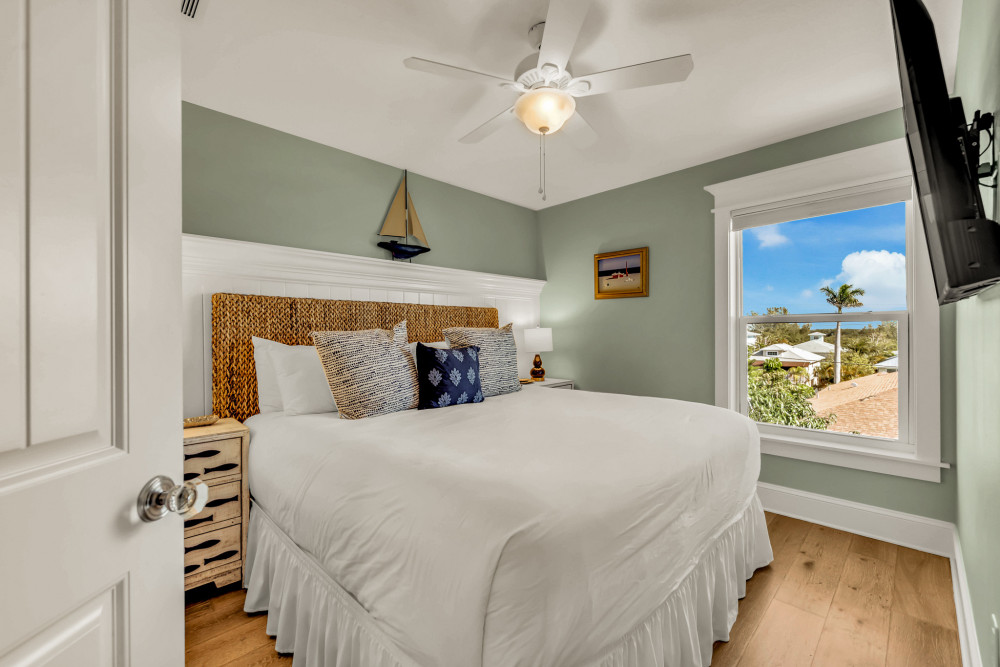 Holmes Beach 174