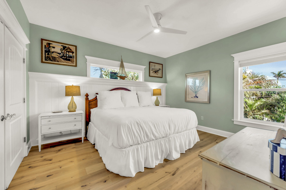 Holmes Beach 174