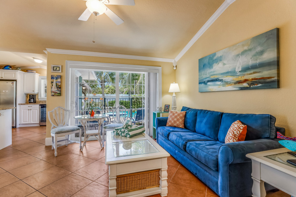 Holmes Beach 339