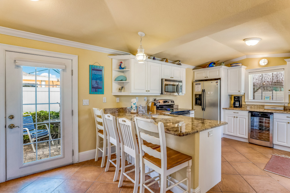 Holmes Beach 339