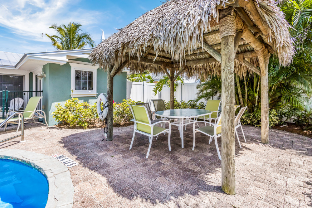 Holmes Beach 339