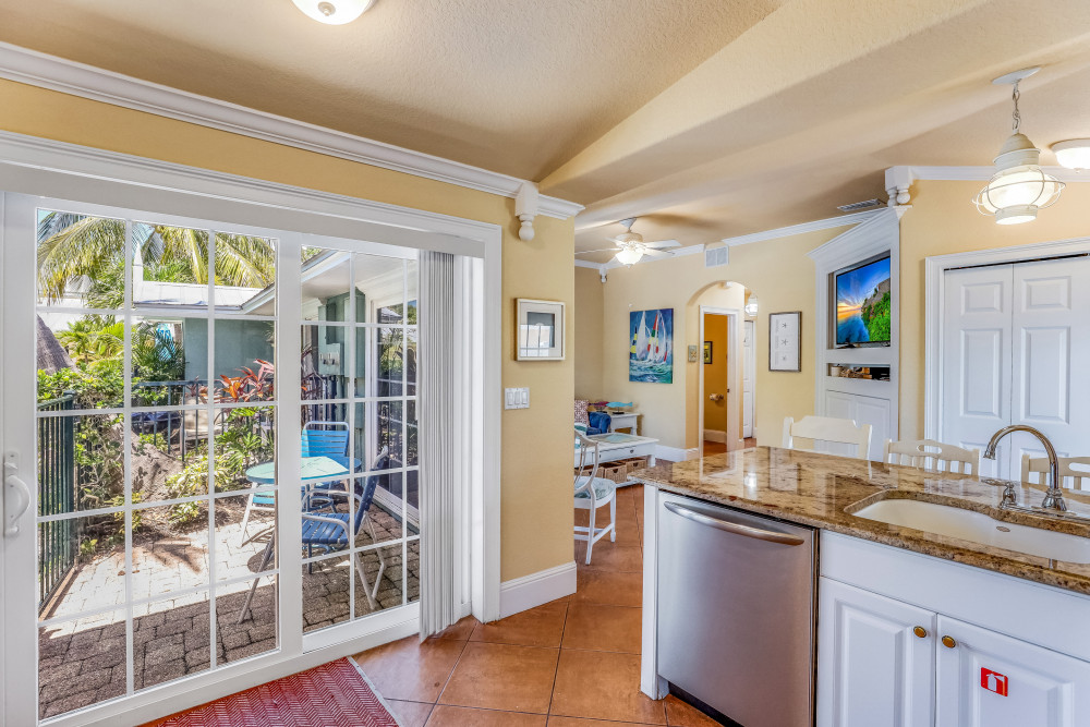 Holmes Beach 339