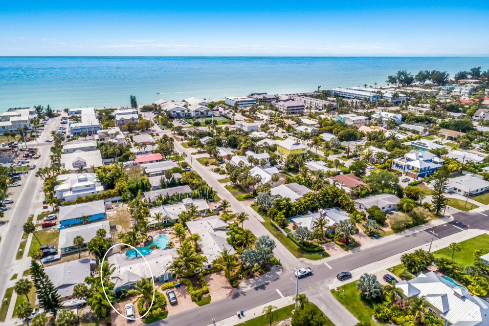 Holmes Beach 339