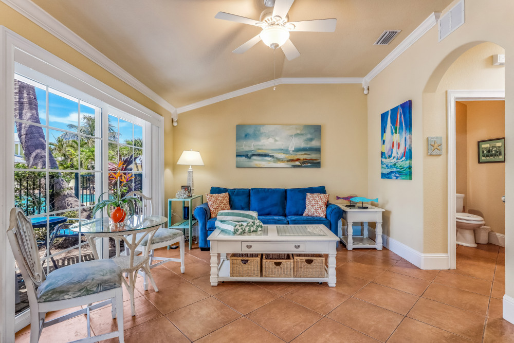 Holmes Beach 339