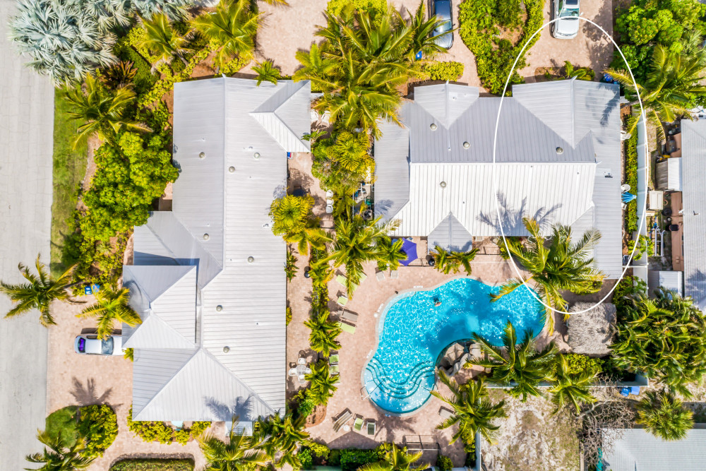 Holmes Beach 339
