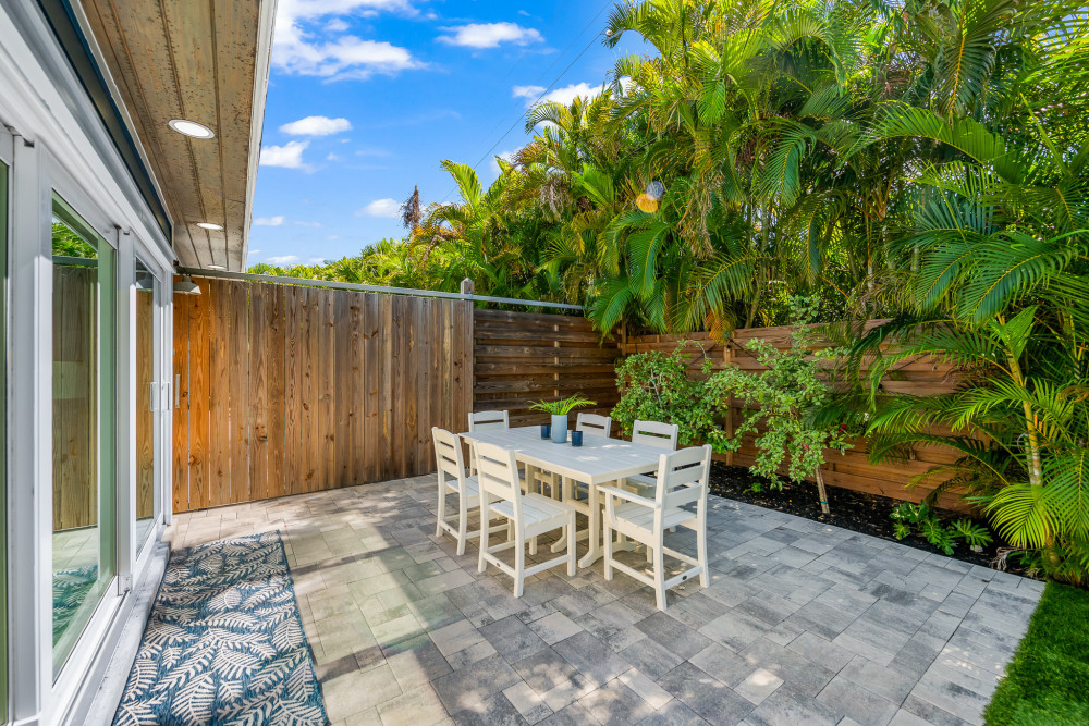 Holmes Beach 235