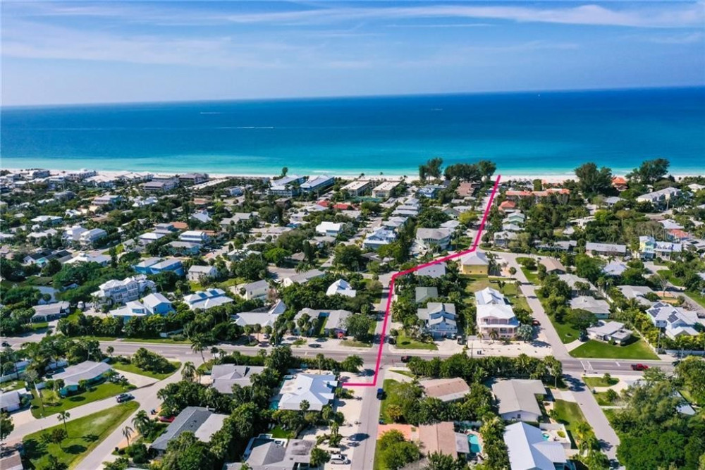 Holmes Beach 235
