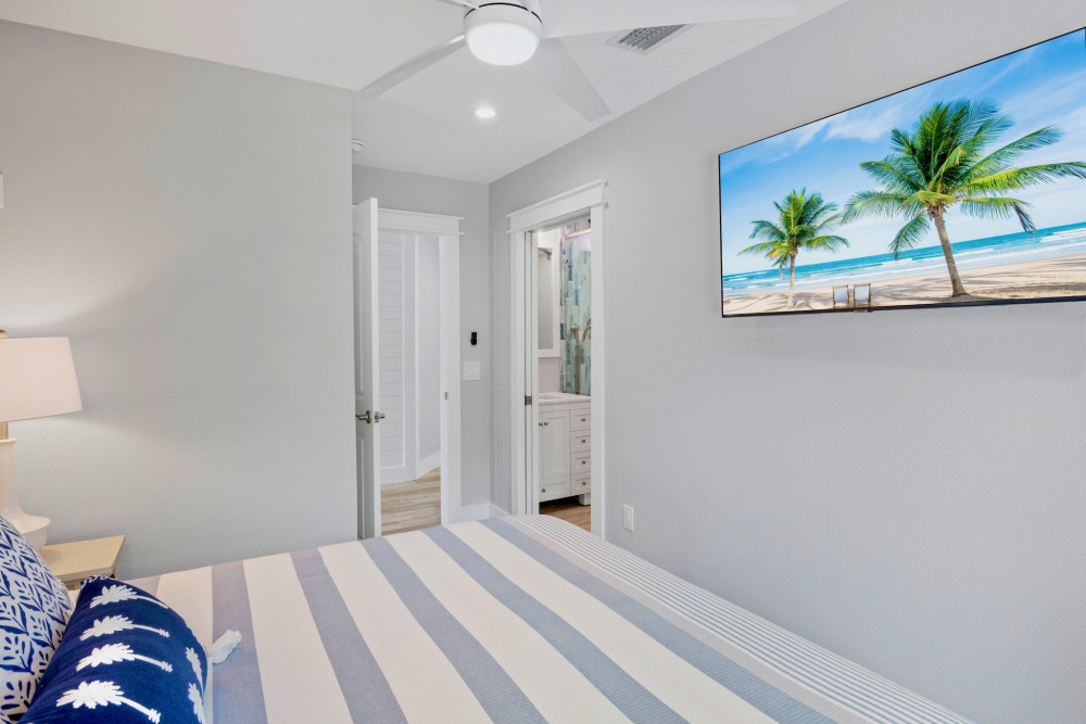 Holmes Beach 235
