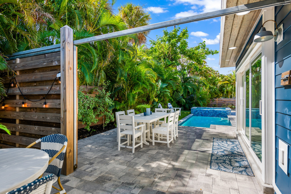 Holmes Beach 235