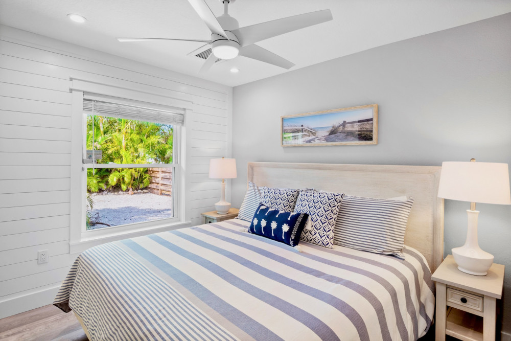 Holmes Beach 235