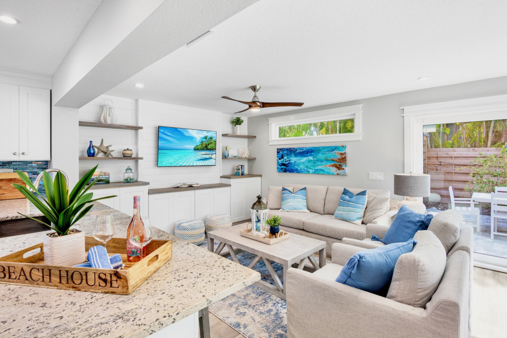 Holmes Beach 235