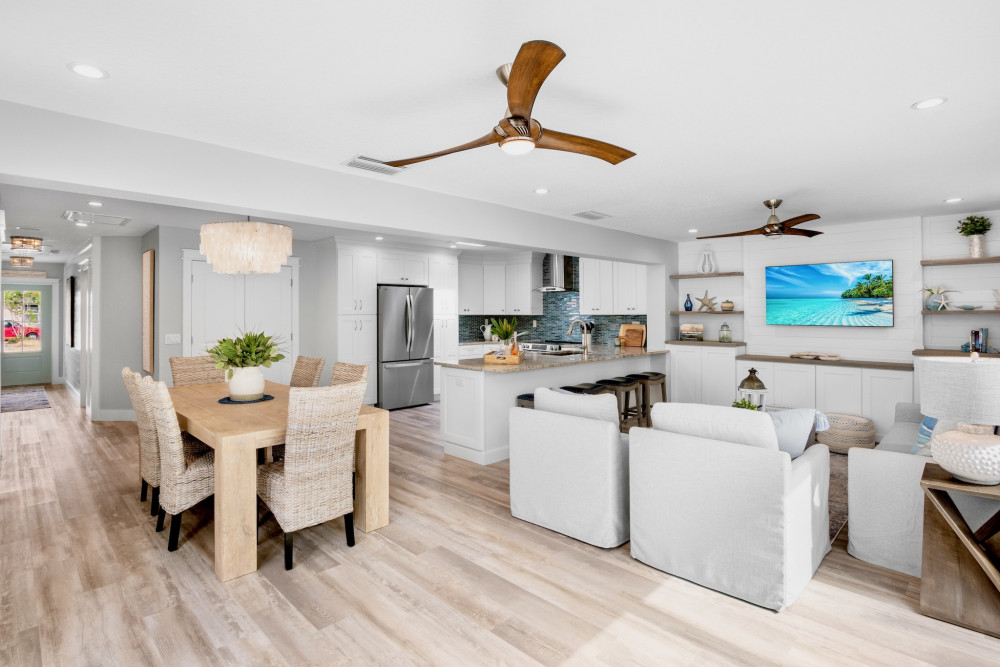 Holmes Beach 235