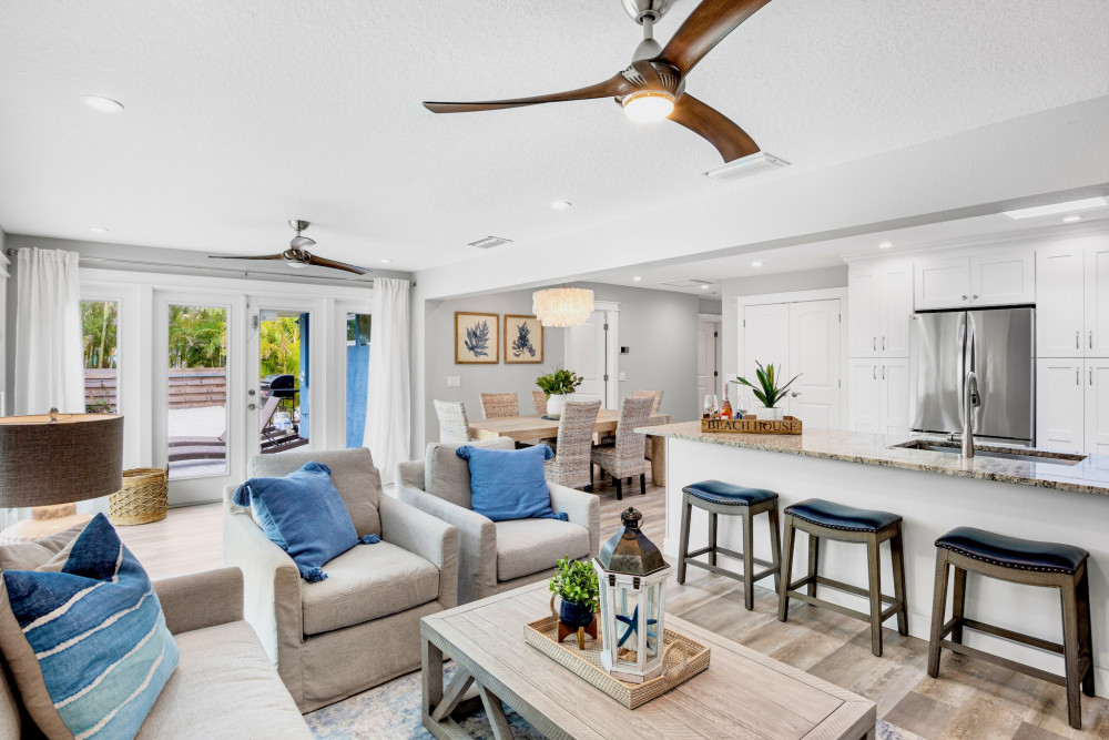 Holmes Beach 235