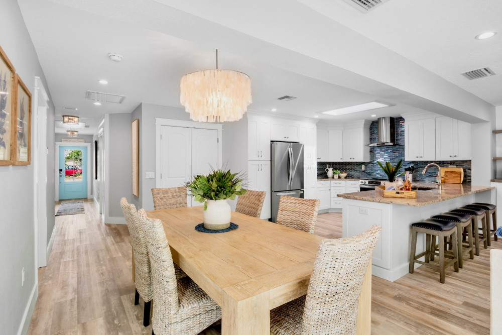 Holmes Beach 235