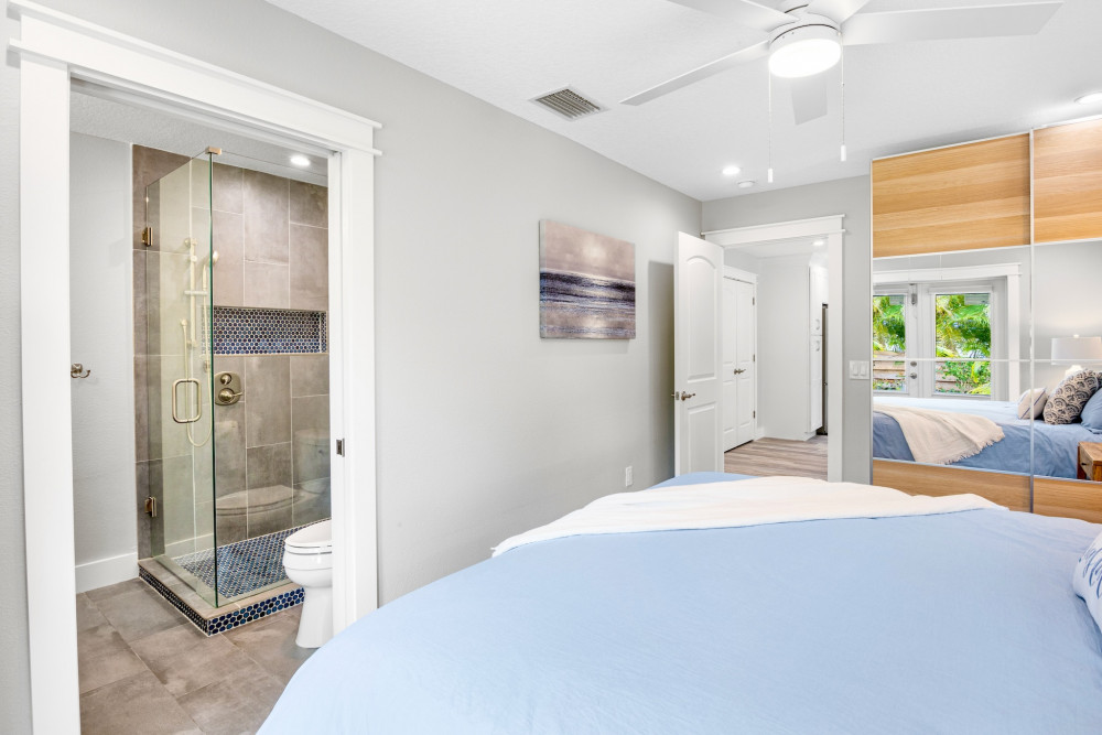 Holmes Beach 235