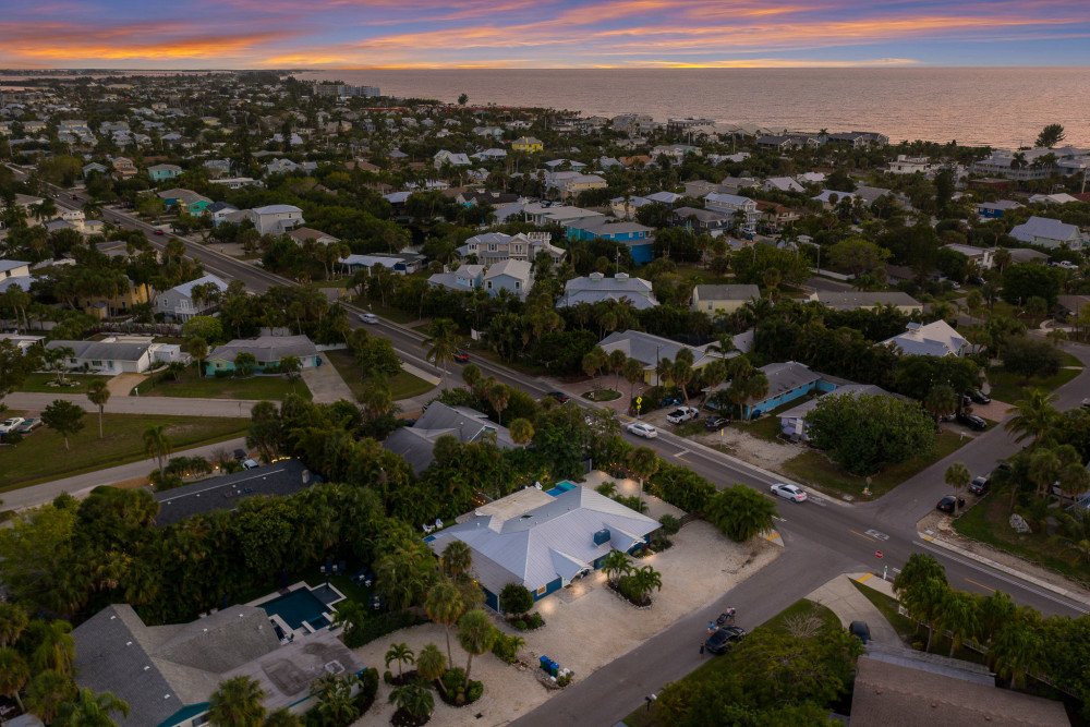 Holmes Beach 235