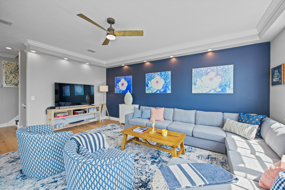 Holmes Beach 166