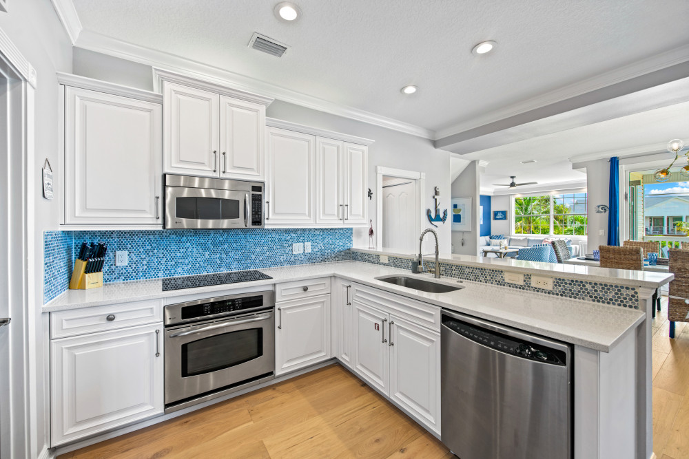 Holmes Beach 166
