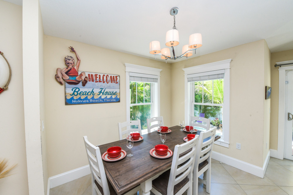 Holmes Beach 229