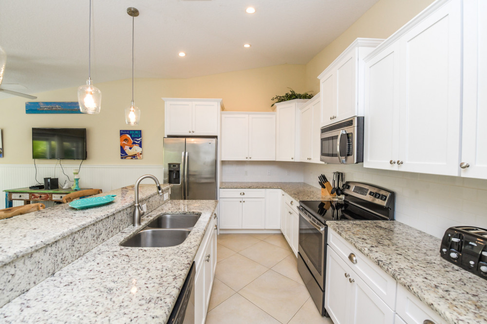 Holmes Beach 229