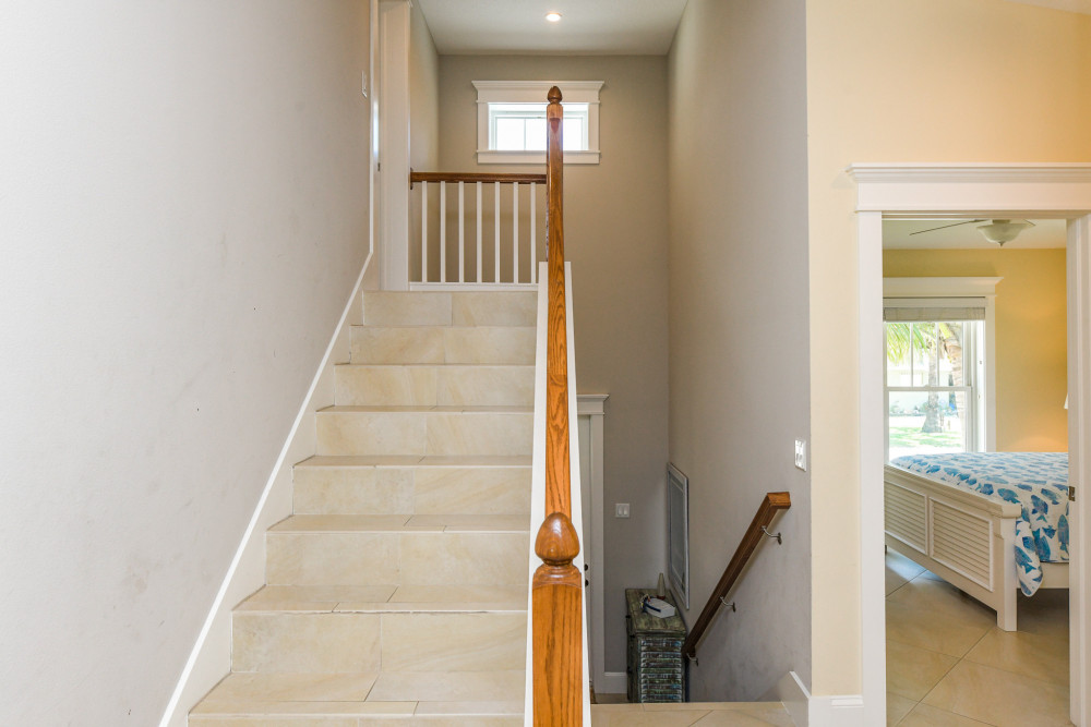 Holmes Beach 229