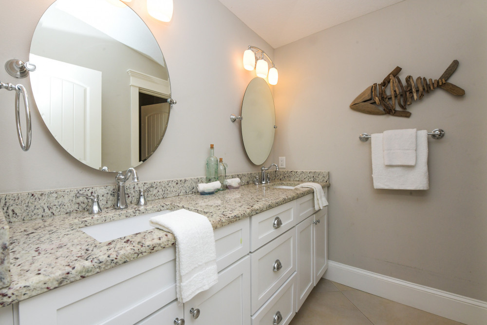 Holmes Beach 229