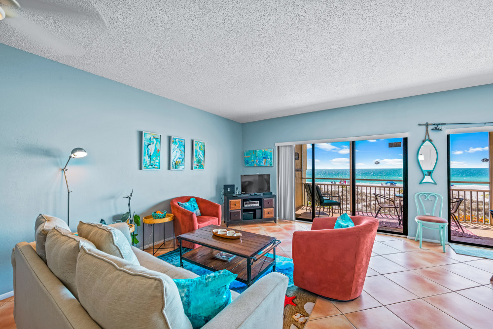 Holmes Beach 318