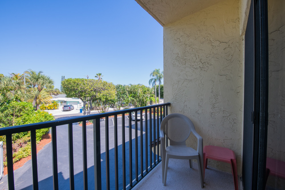 Holmes Beach 318