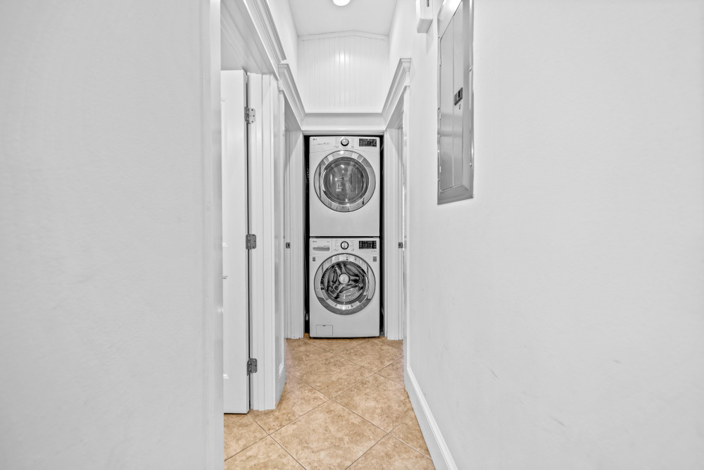 Holmes Beach 217