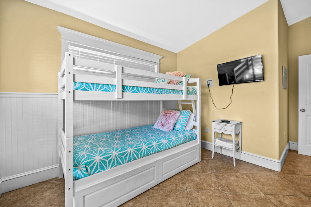 Holmes Beach 217