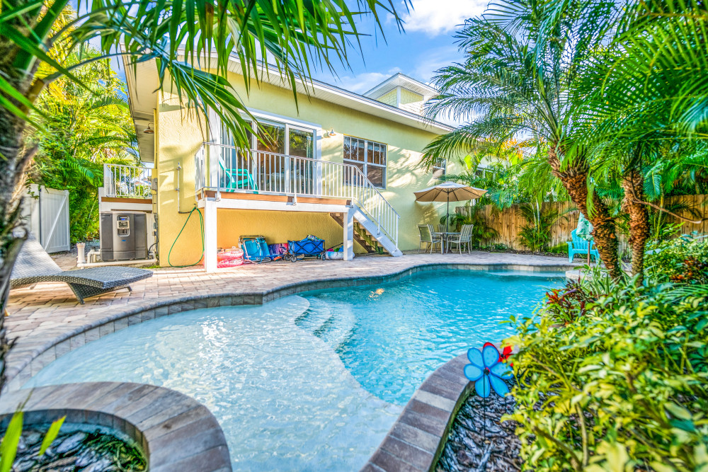 Holmes Beach 217