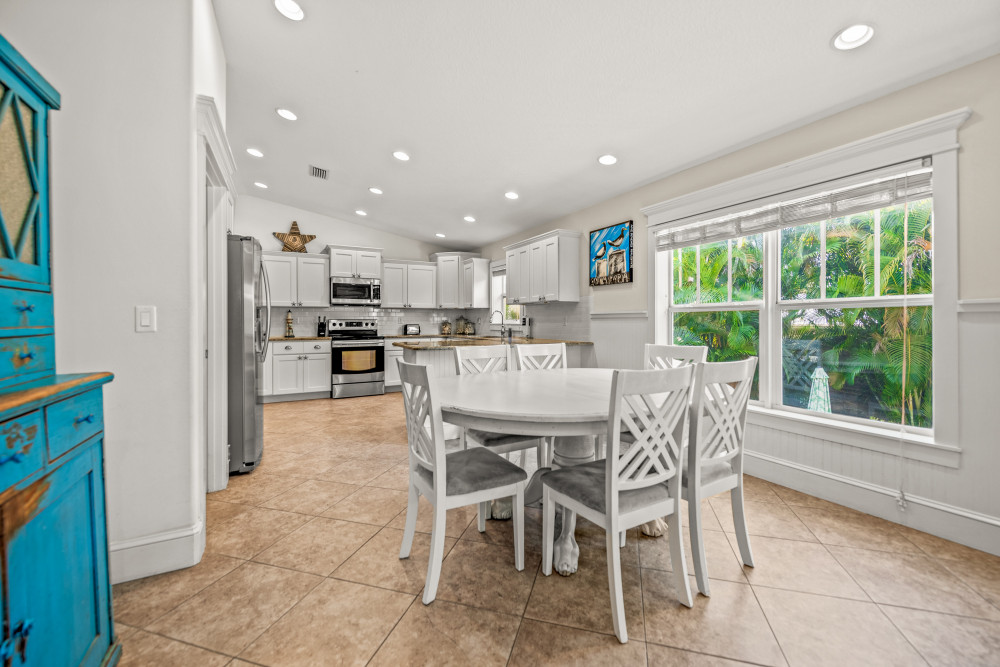 Holmes Beach 217