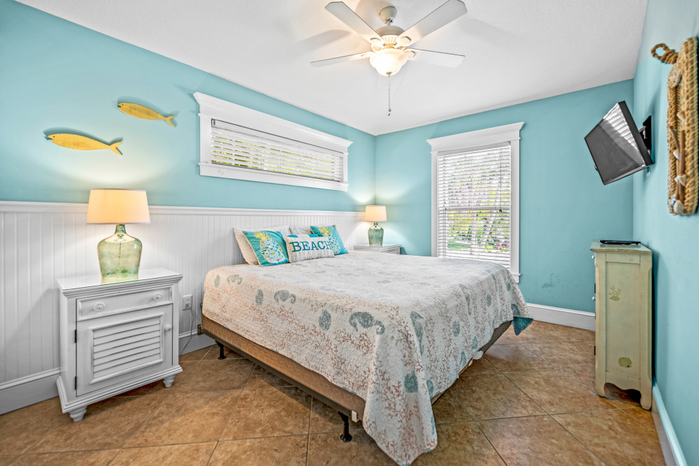 Holmes Beach 217