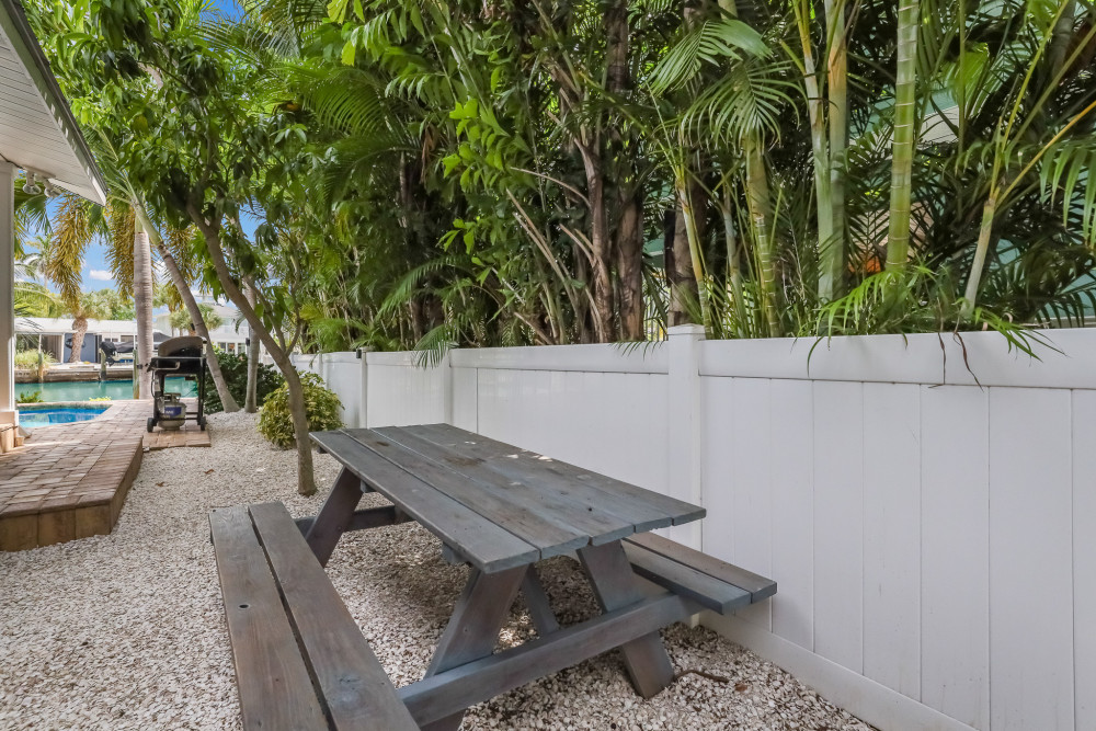 Holmes Beach 181