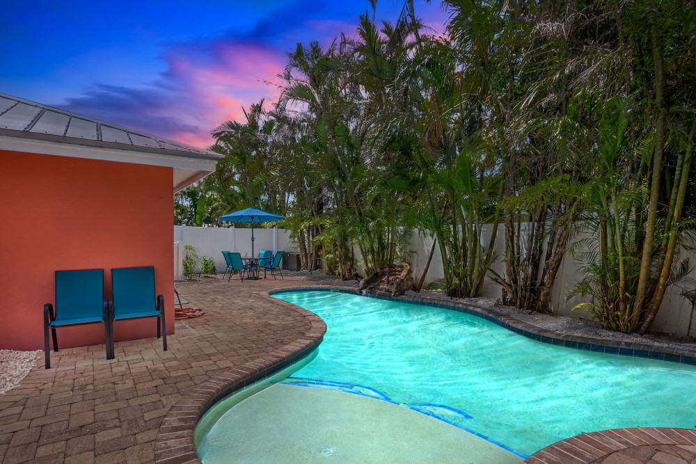Holmes Beach 281