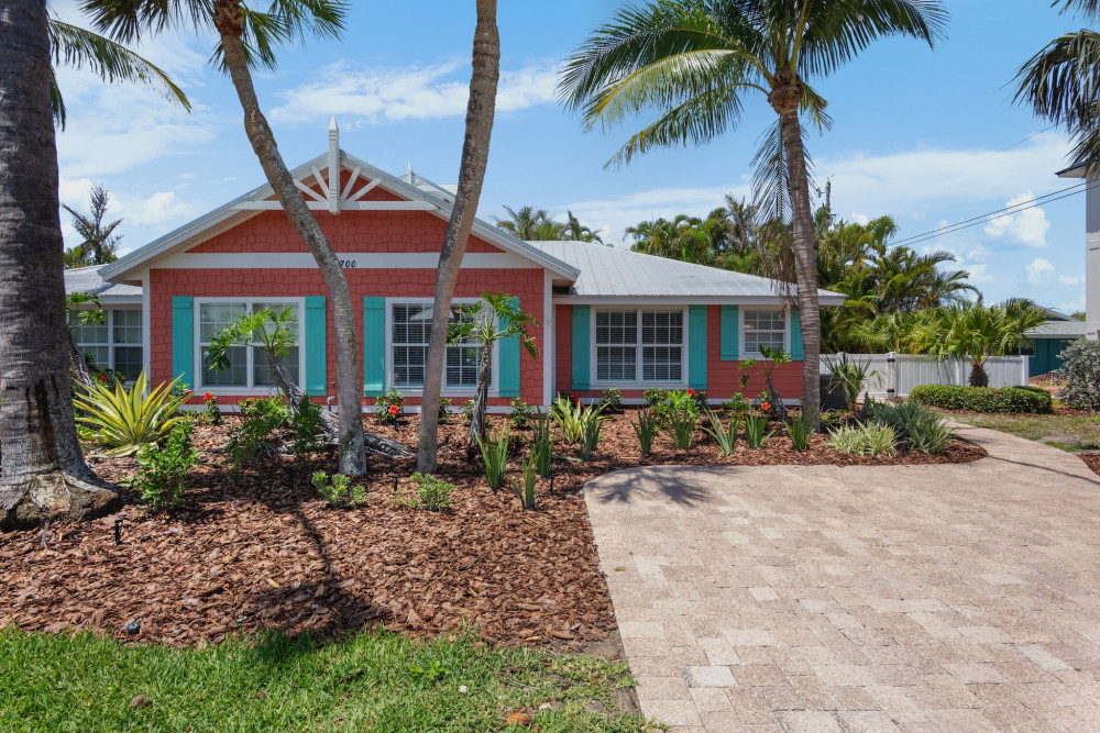 Holmes Beach 281