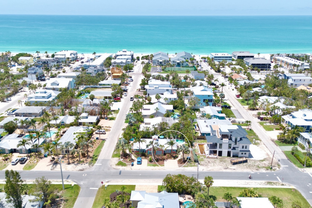 Holmes Beach 281