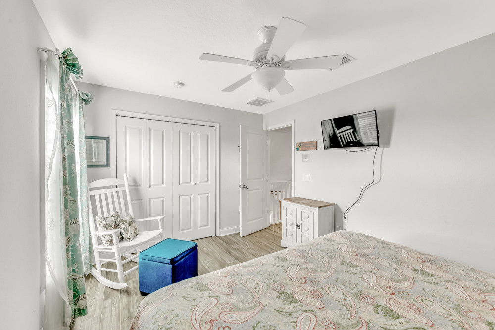 Holmes Beach 182