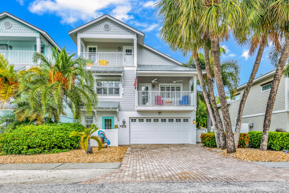 Holmes Beach 182