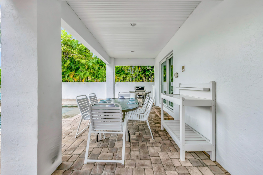 Holmes Beach 182