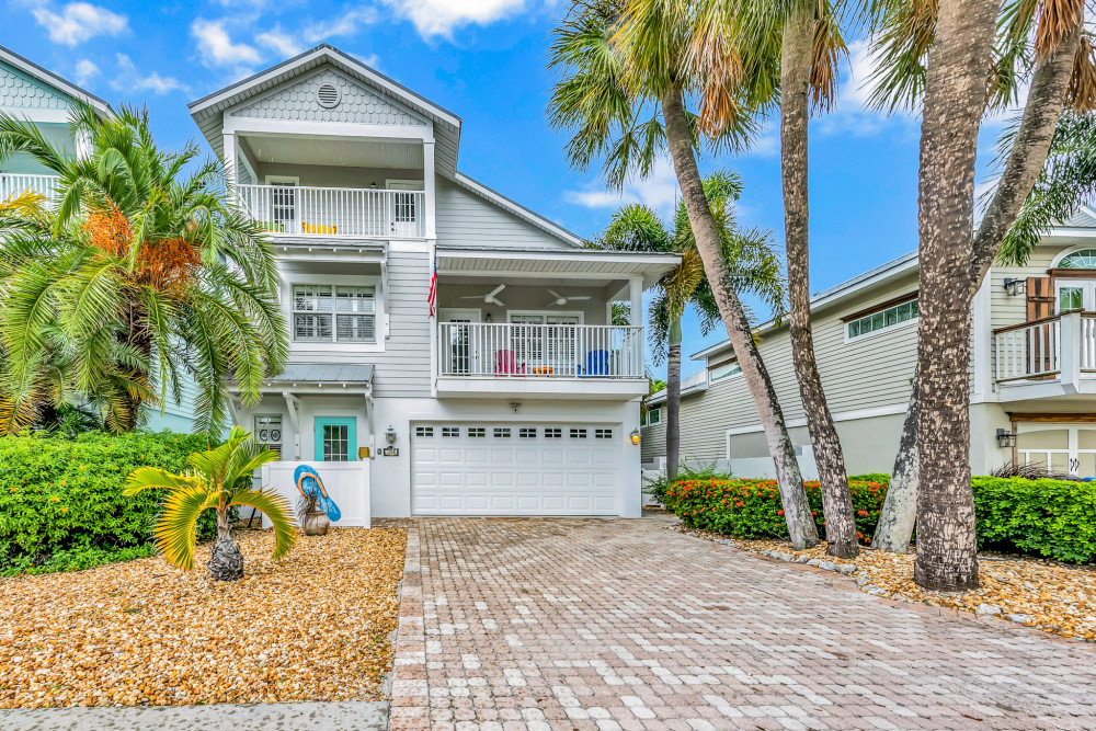 Holmes Beach 182
